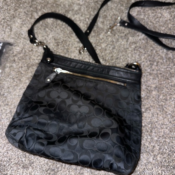 Coach bag with strap - Picture 3 of 4